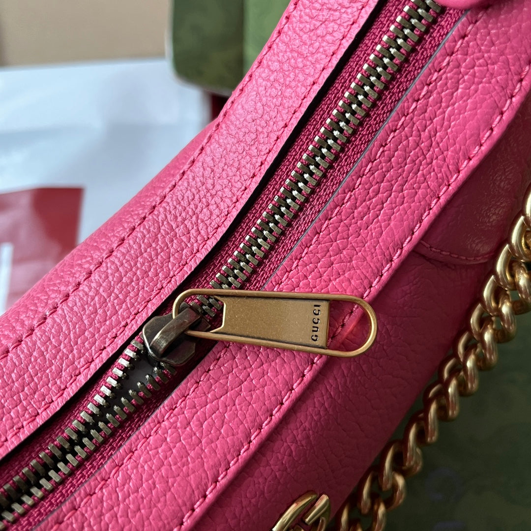 Luxury Gucci SHOULDER BAG 25 IN BRIGHT PINK CALFSKIN GOLD HARDWARE