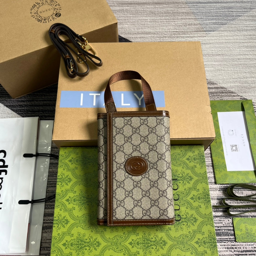 Luxury Gucci GG CLASP CLUTCH 20 IN BEIGE CANVAS AND BROWN CALFSKIN