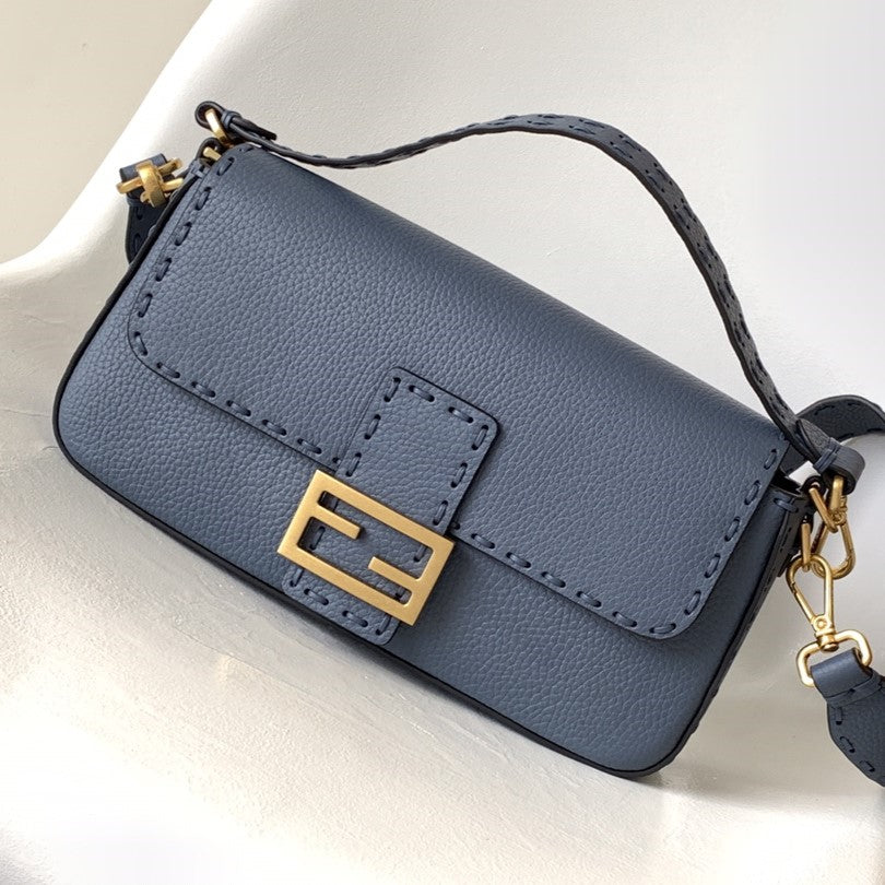 Luxury FendiFend Baguette 27 Bag Blue Calfskin Ghw