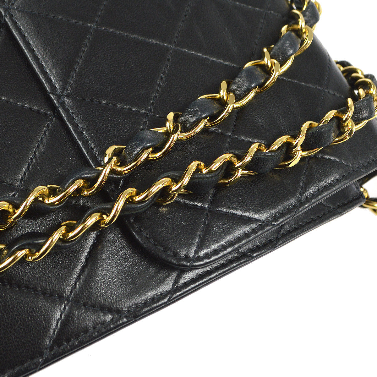 CHANEL 2000-2001 Turnlock Half Flap Medium Black Lambskin 96826