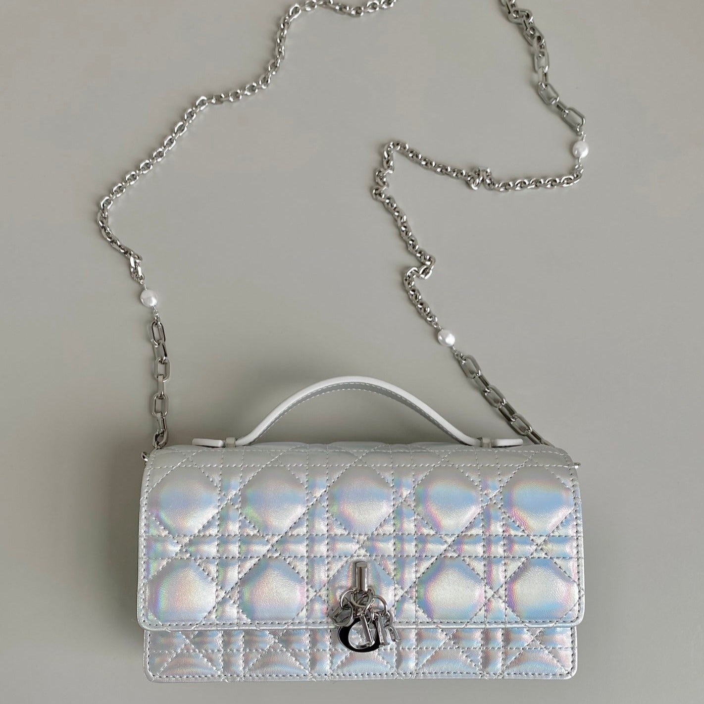 Luxury DiorLADY 21 CHAIN BAG IN SILVER LAMBSKIN