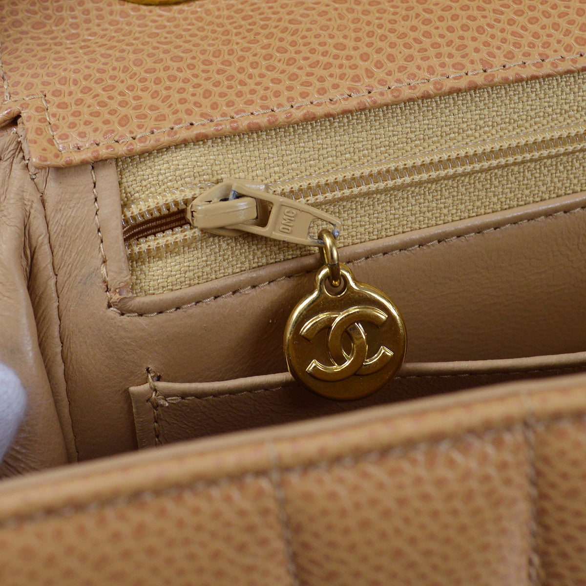 CHANEL 1991-1994 Big CC Vertical Stitch Classic Flap Jumbo Beige Caviar 87063