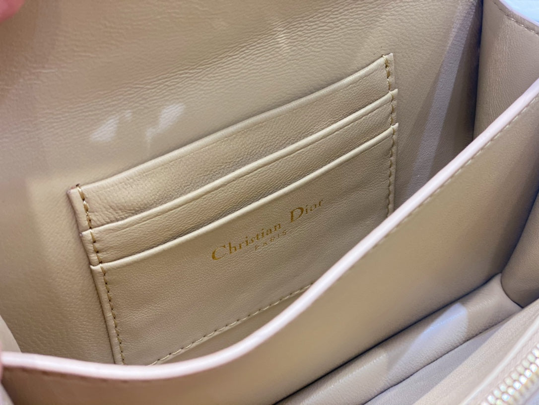 Luxury Diormiss caro mini 19 light beige calfskin