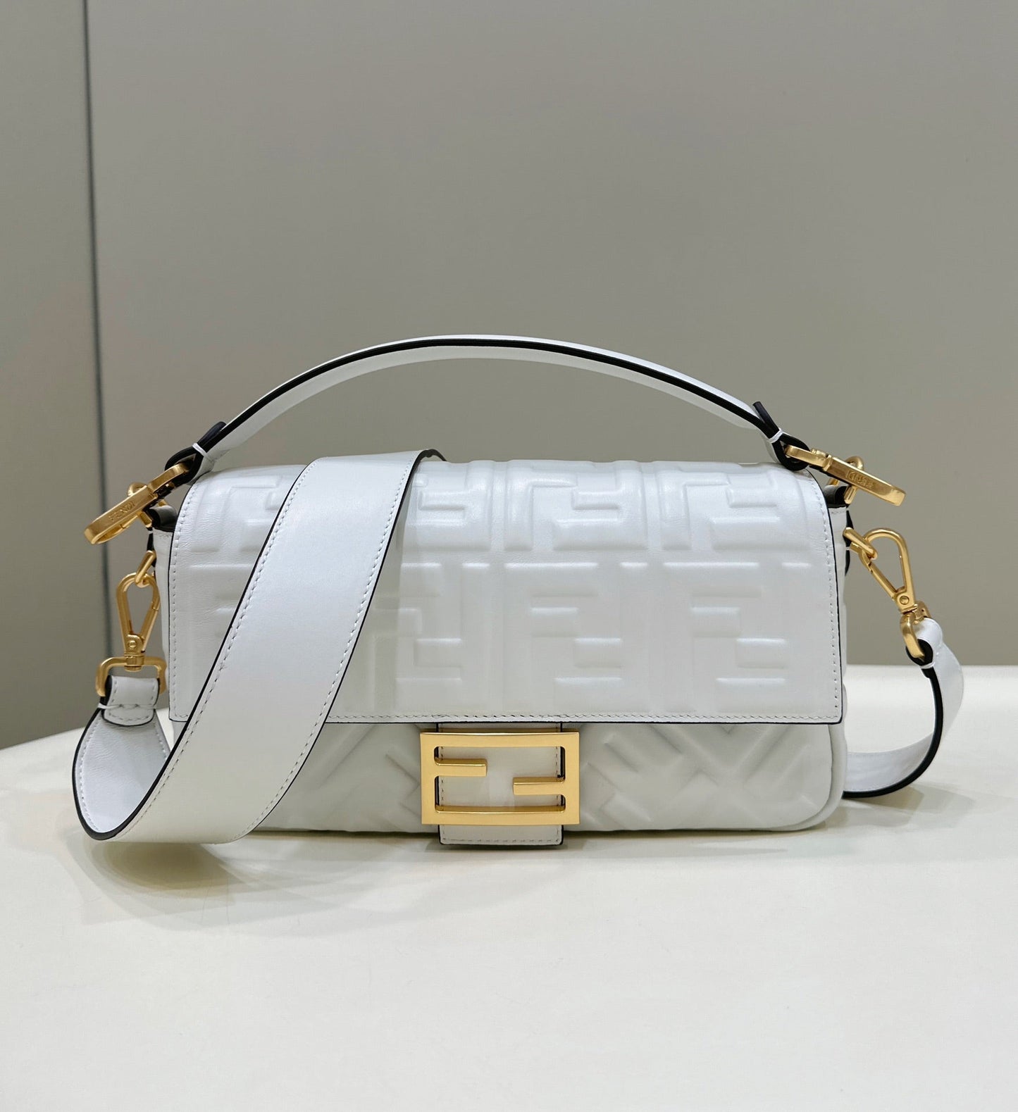 Luxury FendiBaguette 27cm Grey Lambskin Gold Hardware