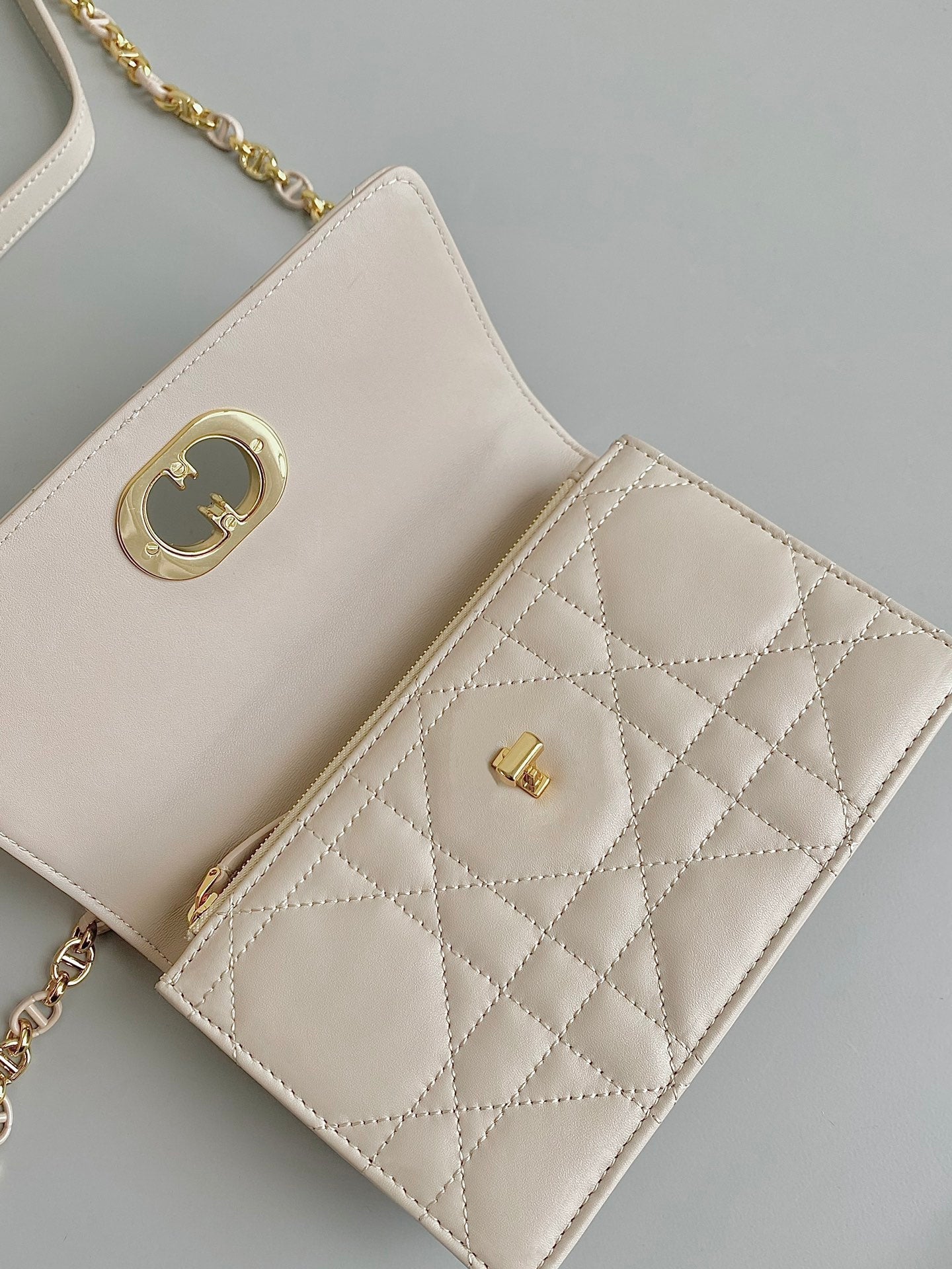 Luxury DiorMINI CHAIN BAG 17 IN BEIGE CALFSKIN