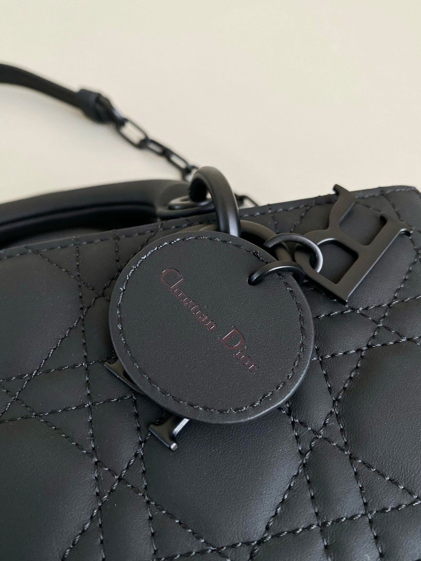Luxury DiorD-JOY BAG 22 IN BLACK LAMBSKIN