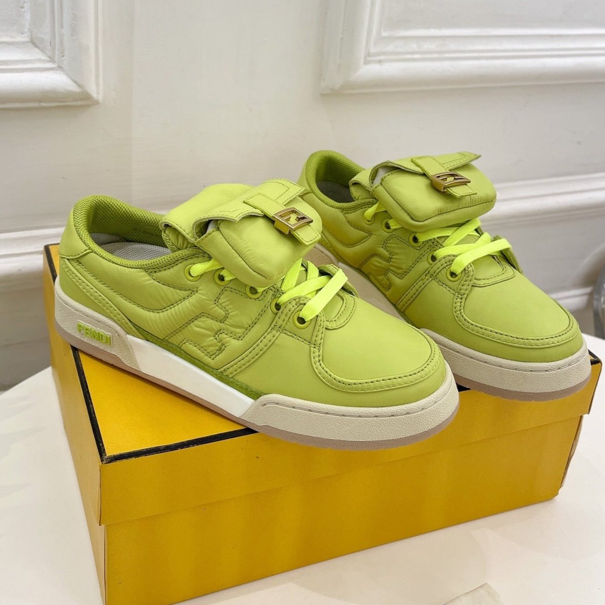 Luxury FendiLuxury FendiTRAINER SNEAKER IN YELLOWISH GREEN LAMBSKIN
