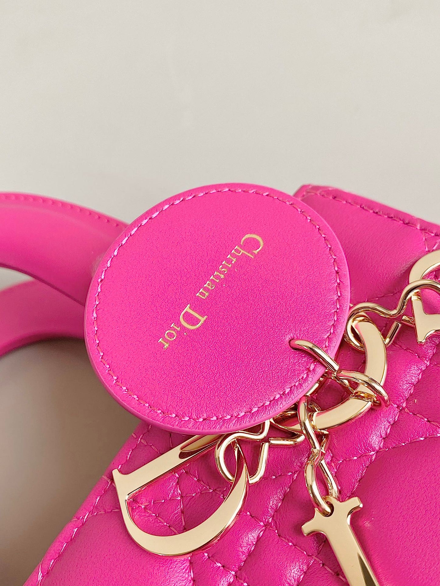 Luxury DiorMEDIUM LADY 20 HANDBAG IN HOT PINK LAMBSKIN