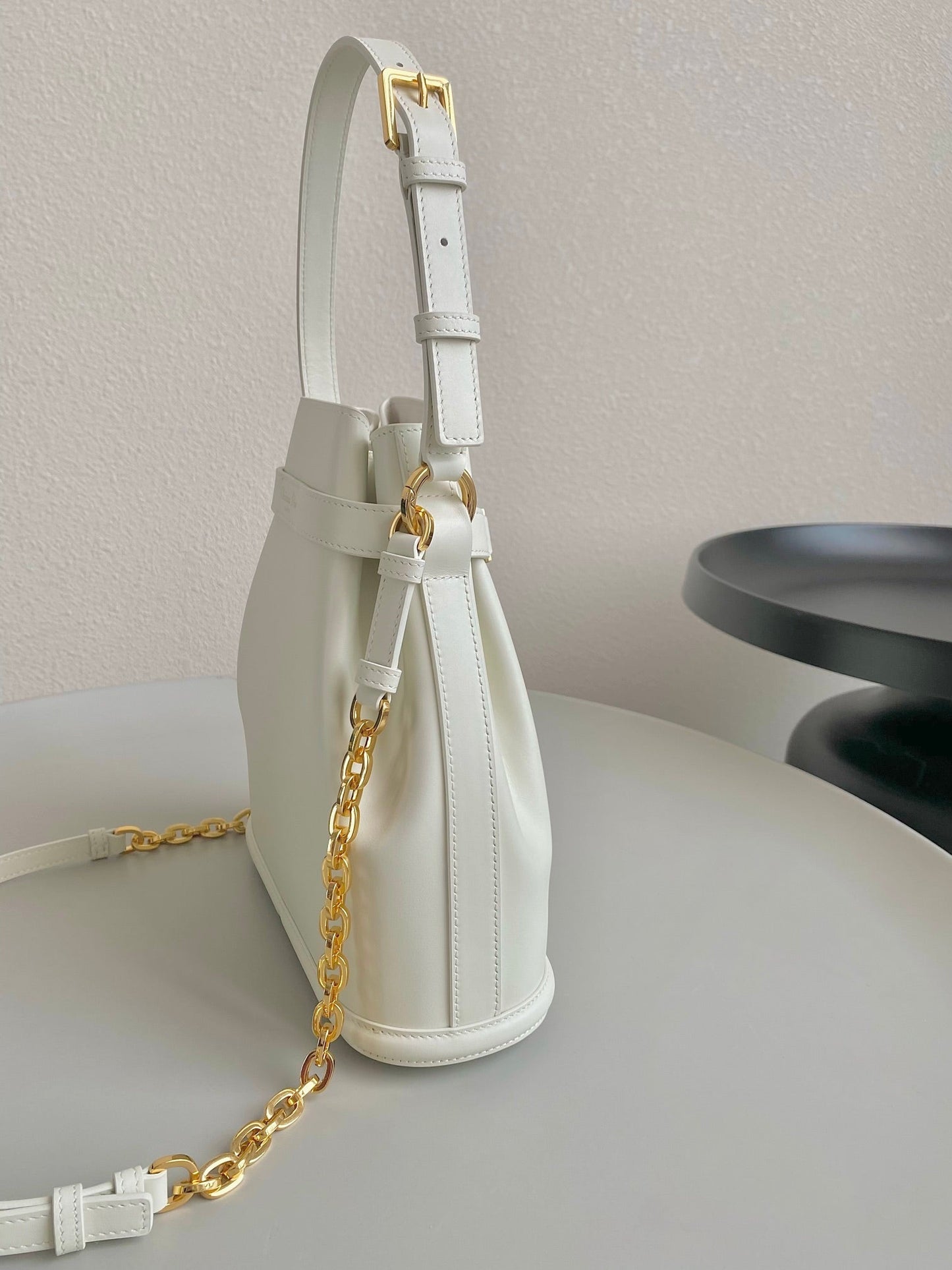 Luxury DiorMEDIUM C'EST 24 IN WHITE CD-EMBOSSED CALFSKIN