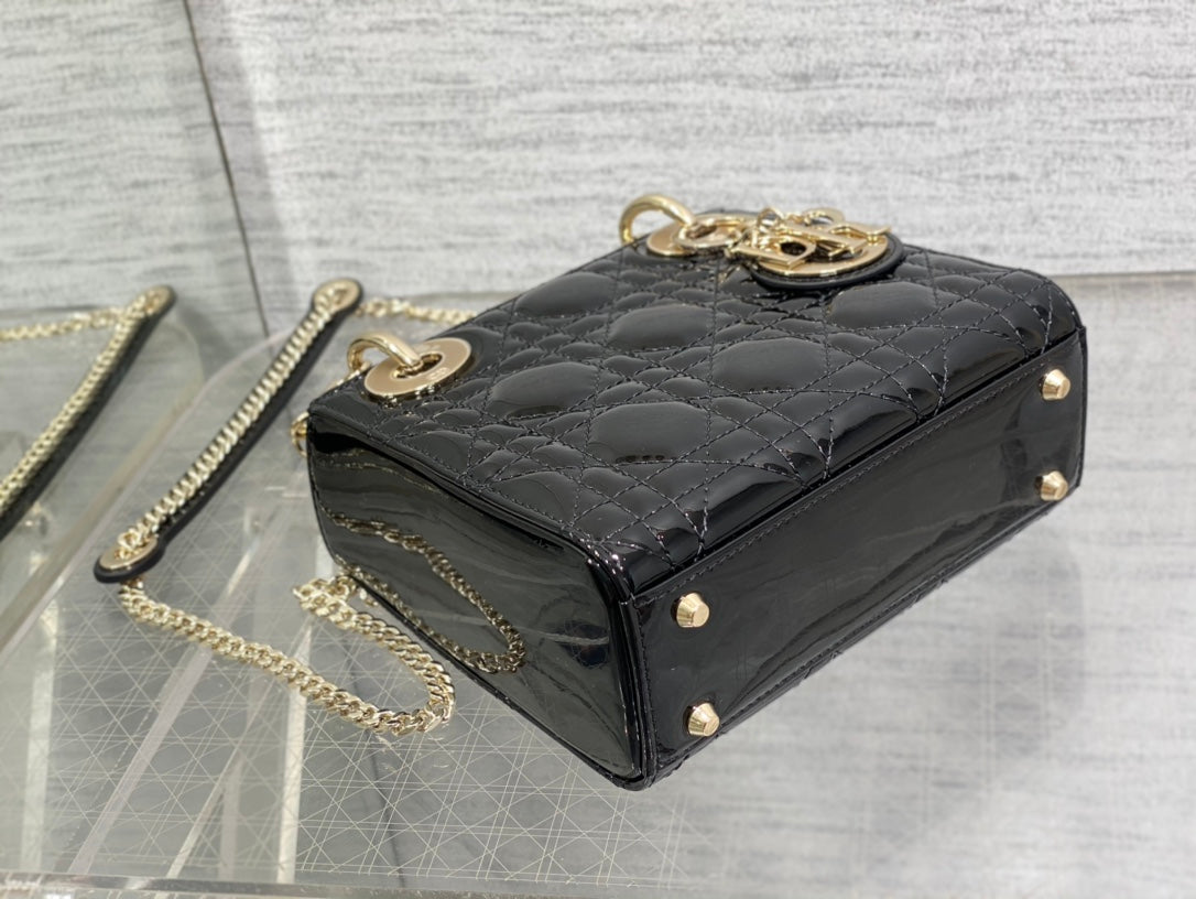 Luxury Diormini lady 17 black patent calfskin