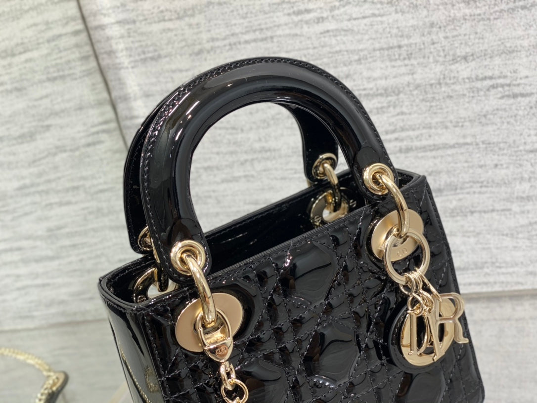 Luxury Diormini lady 17 black patent calfskin