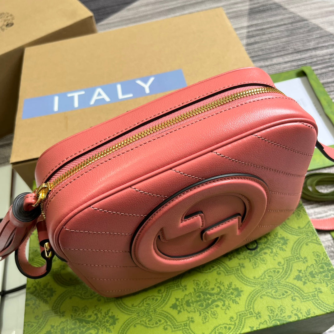 Luxury Gucci GG BLONDIE SMALL 21 SHOULDER BAG IN DARK PINK CALFSKIN