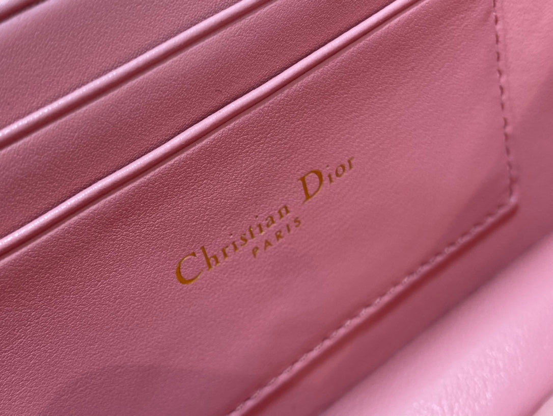 Luxury Diormiss caro mini 18 pink calfskin