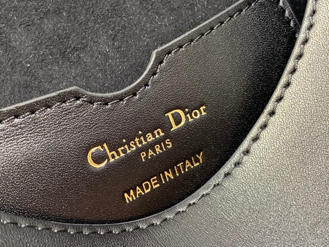 Luxury DiorMEDIUM BOBBY 22CM BLACK CALFSKIN GOLD HARDWARE