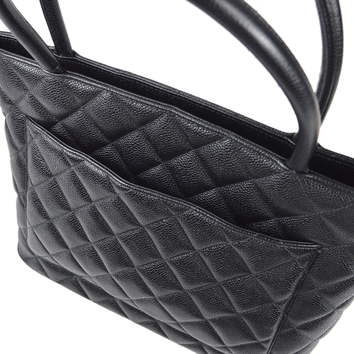 Luxury Chanel Medallion Quilted Tote Handbag Black Caviar 78481