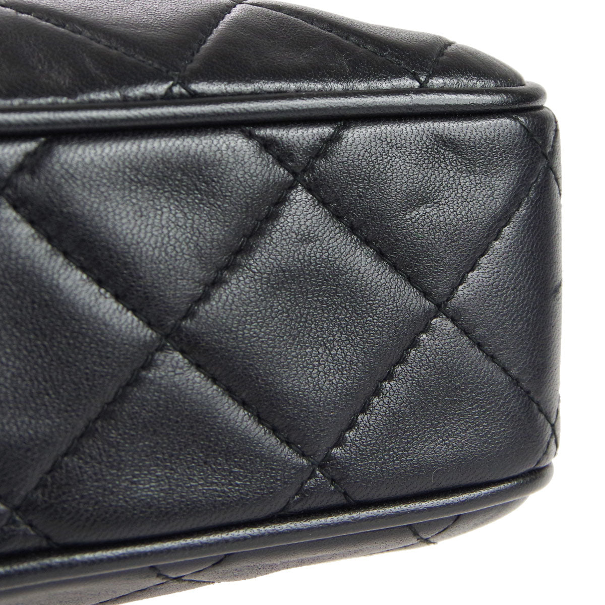 Luxury Chanel Chain Shoulder Bag Black Lambskin 68047