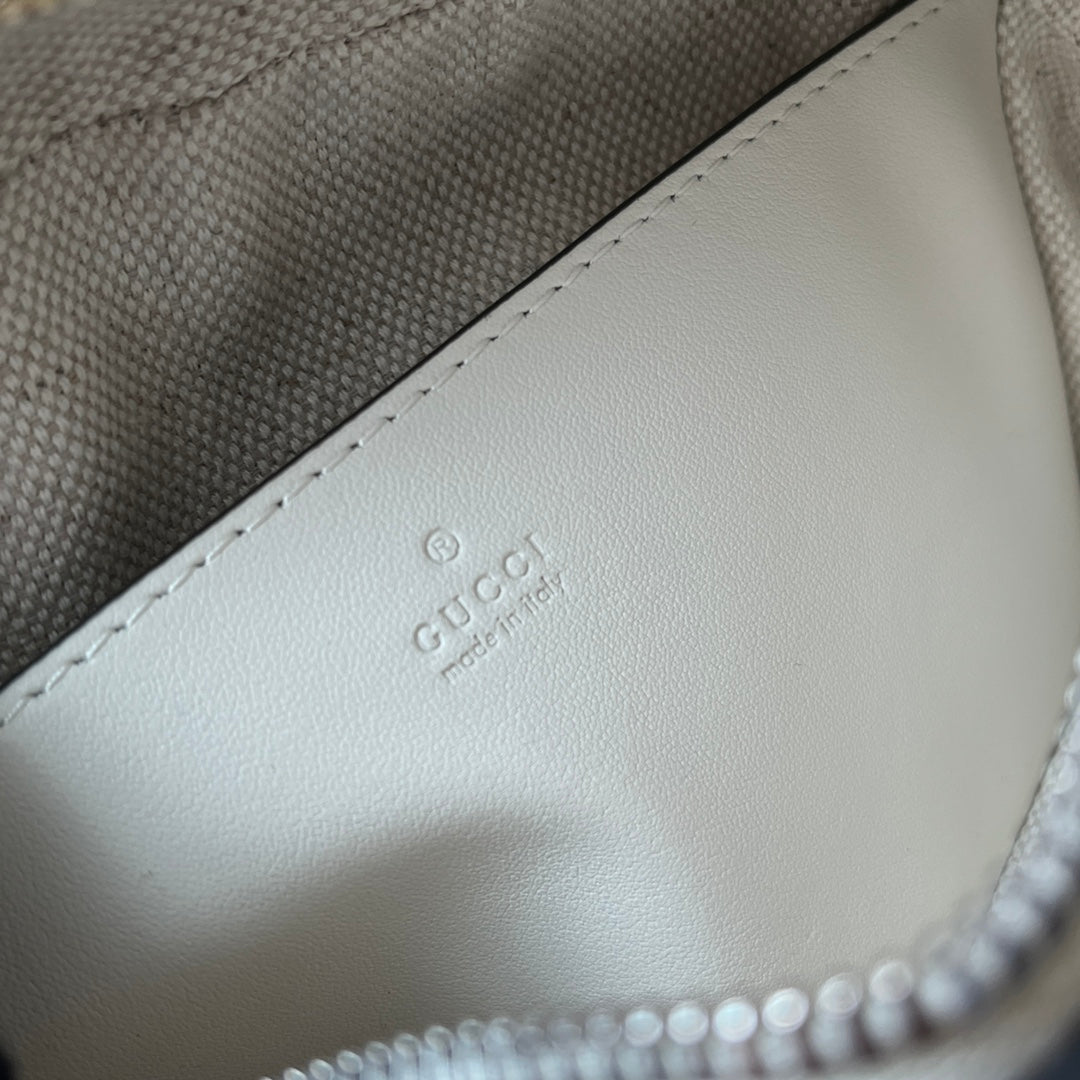 Luxury Gucci gg marmont mini 18cm zip top all white calfskin