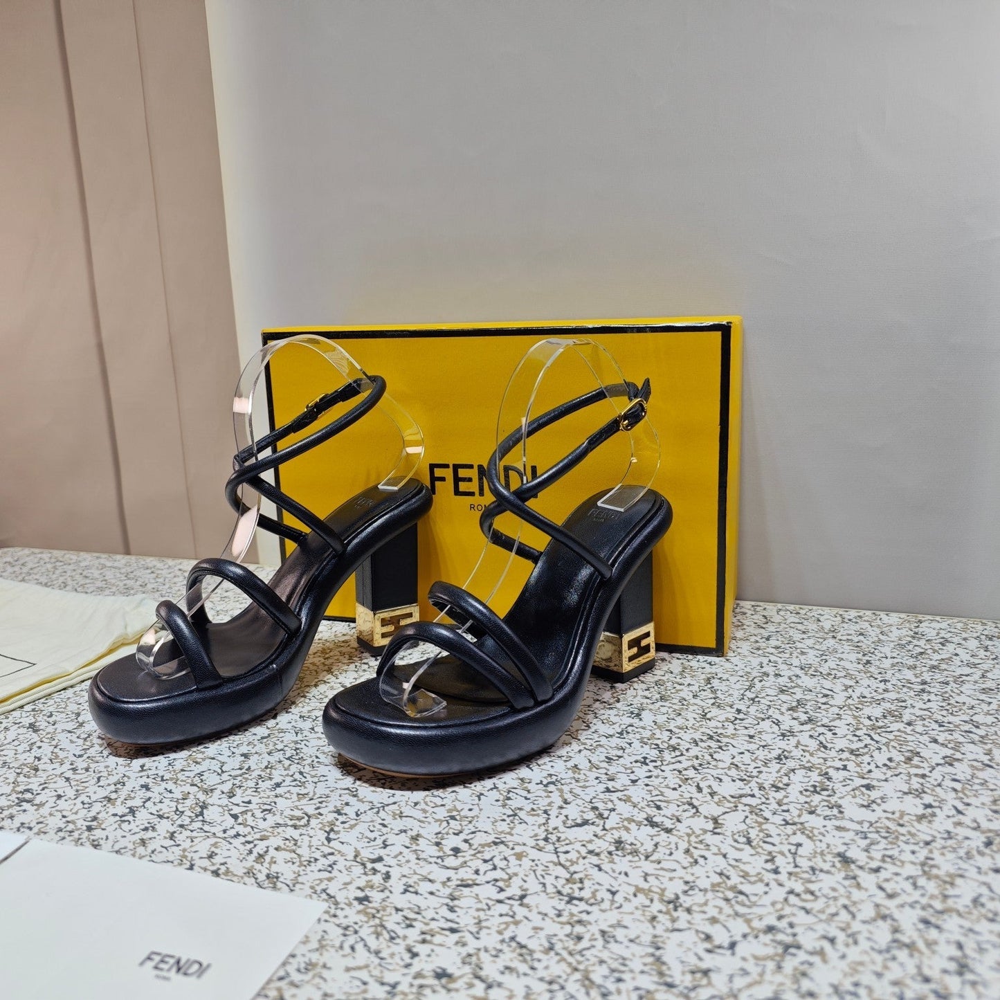 Luxury FendiLuxury FendiCHUNKY HIGH-HEELED SANDAL IN BLACK CALFKIN WITH GOLD HARDWARE