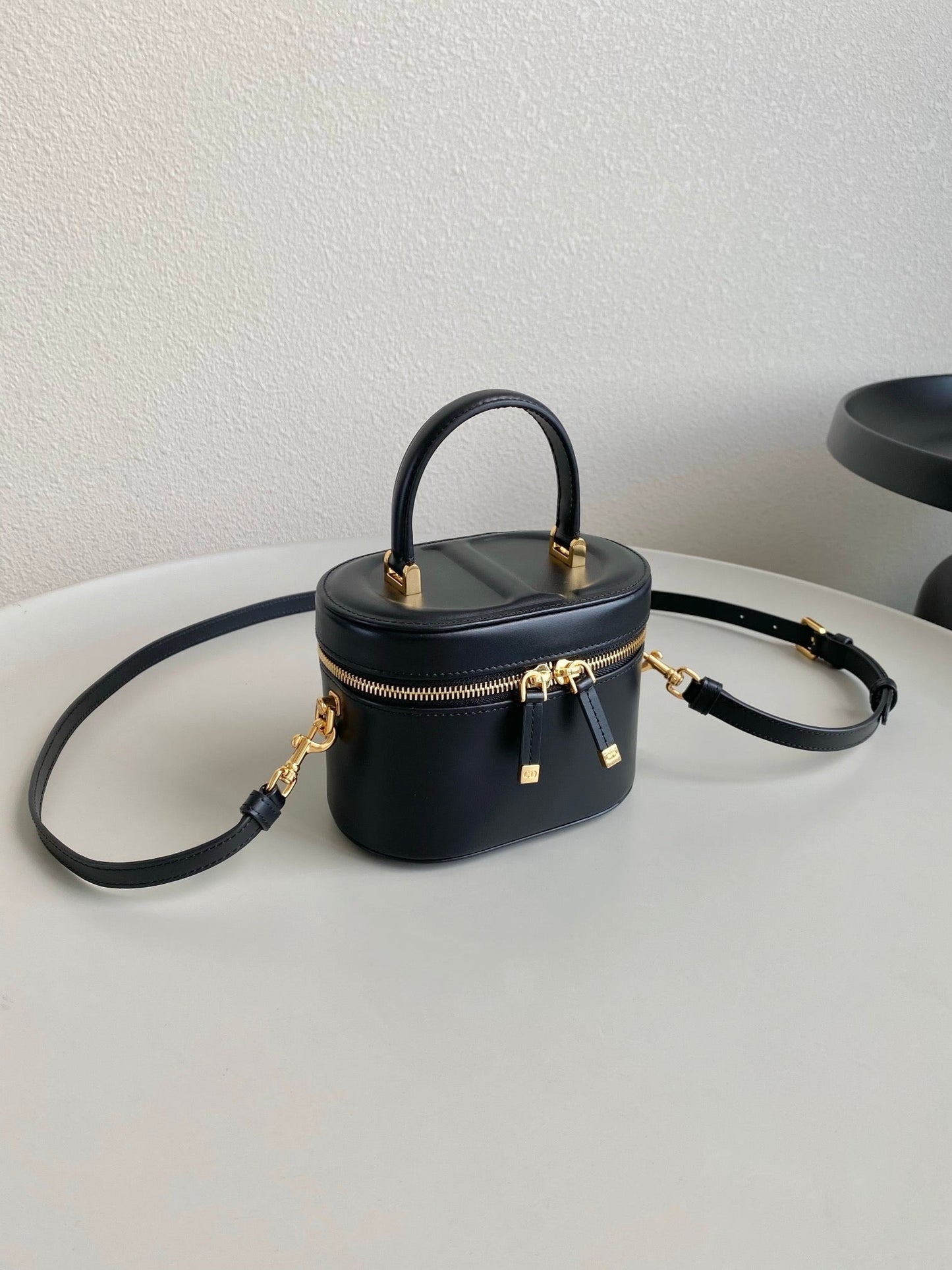 Luxury DiorSIGNATURE VANITY 16 IN BLACK LAMBSKIN