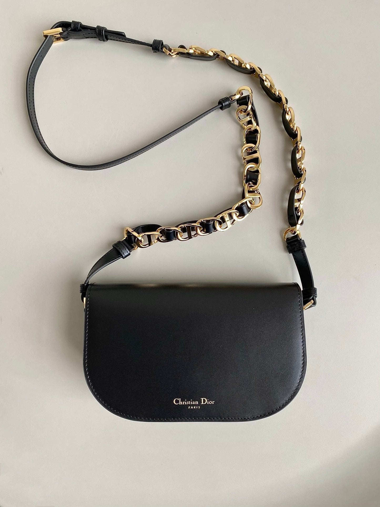 Luxury DiorSIGNATURE HOBO 21 BAG IN BLACK CALFSKIN