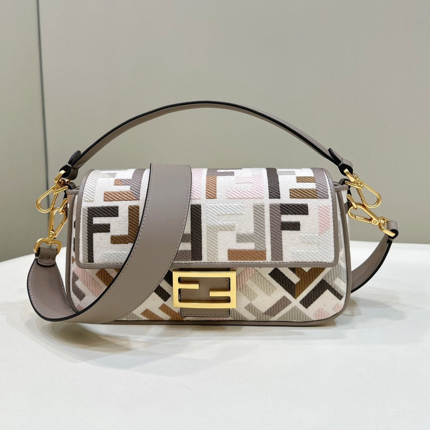 Luxury FendiBAGUETTE CANVAS 27 BAG GREY STRAP WITH MULTICOLOUR EMBROIDERY GOLD HARDWARE