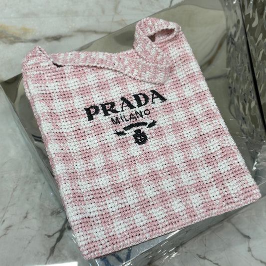 Luxury PradaLARGE TOTE BAG 45 IN PINK MIX WHITE AND BLACK WOVEN RAFFIA