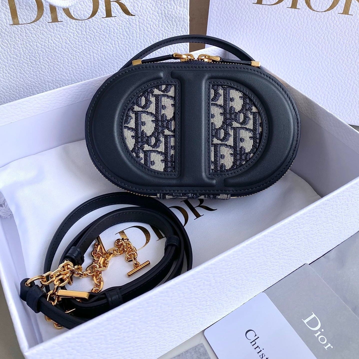 Luxury DiorSIGNATURE 18 OVAL BAG IN BLUE OBLIQUE JACQUARD