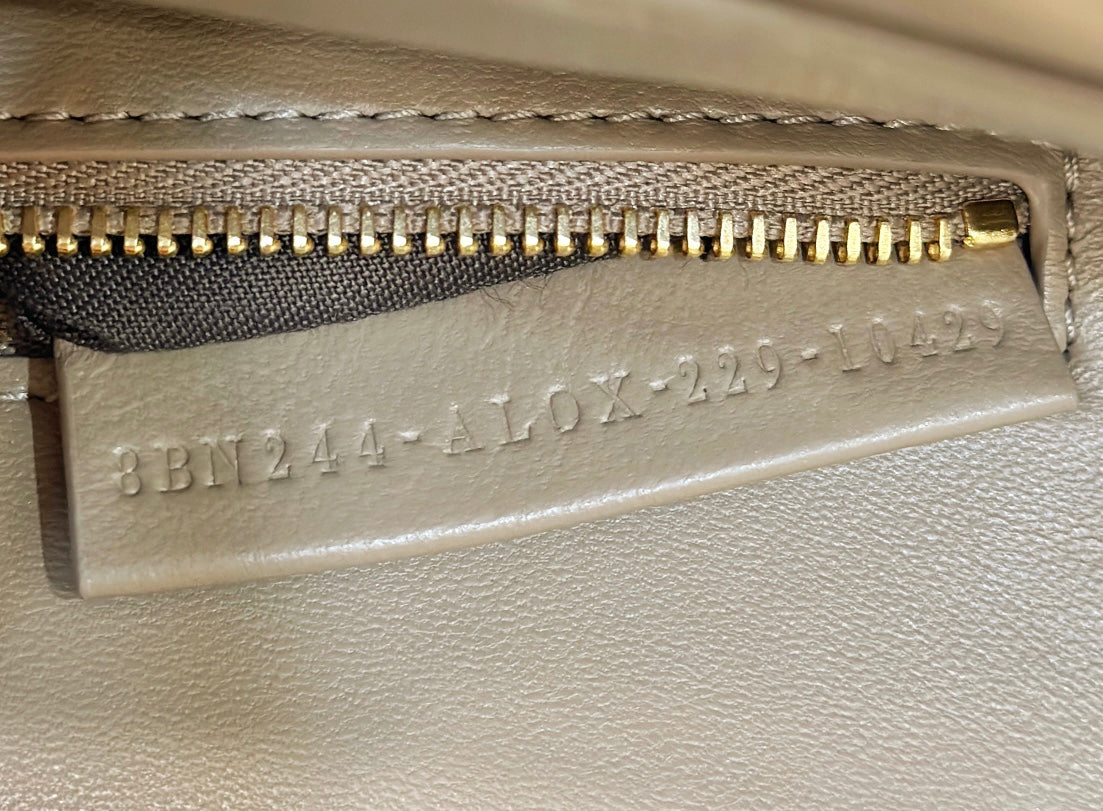 Luxury FendiPEEKABOO 24 IN WHITE MIX BROWN INTERLACED CALFSKIN GOLD HARDWARE