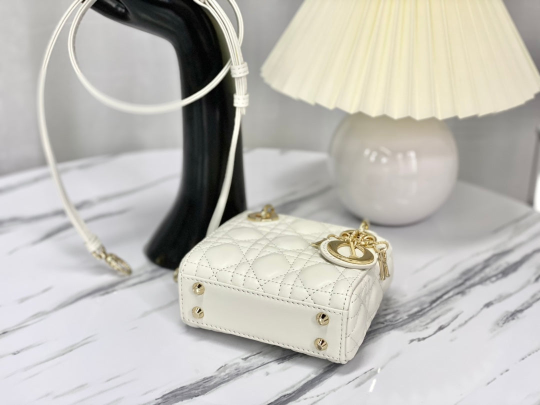 Luxury DiorMICRO LADY 12 BAG IN WHITE LAMBSKIN