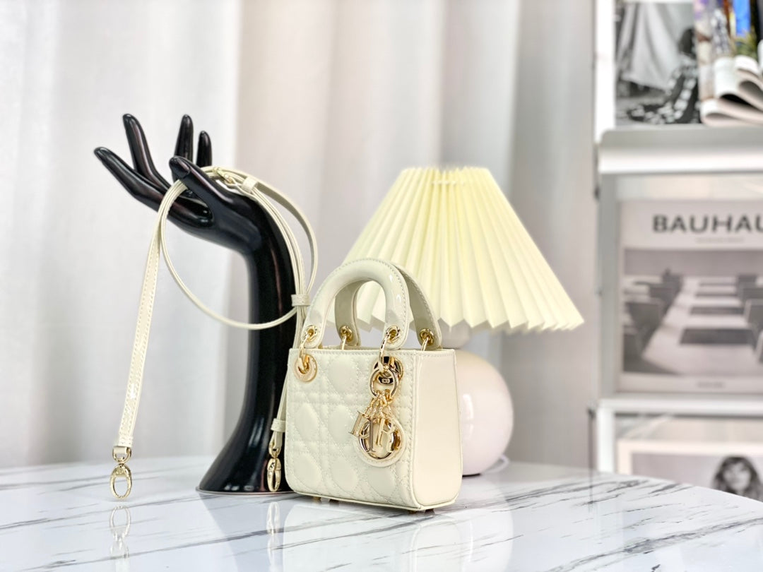Luxury DiorMICRO LADY 12 BAG IN GLOSSY WHITE LAMBSKIN