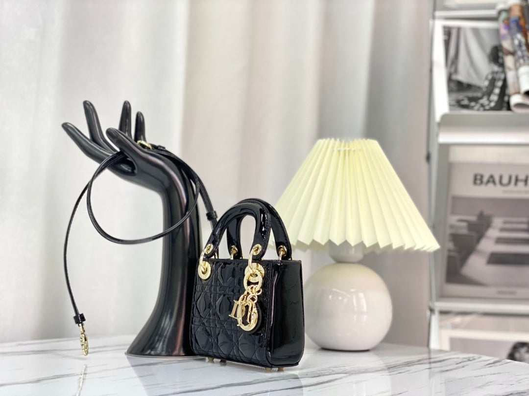 Luxury DiorMICRO LADY 12 BAG IN GLOSSY BLACK LAMBSKIN