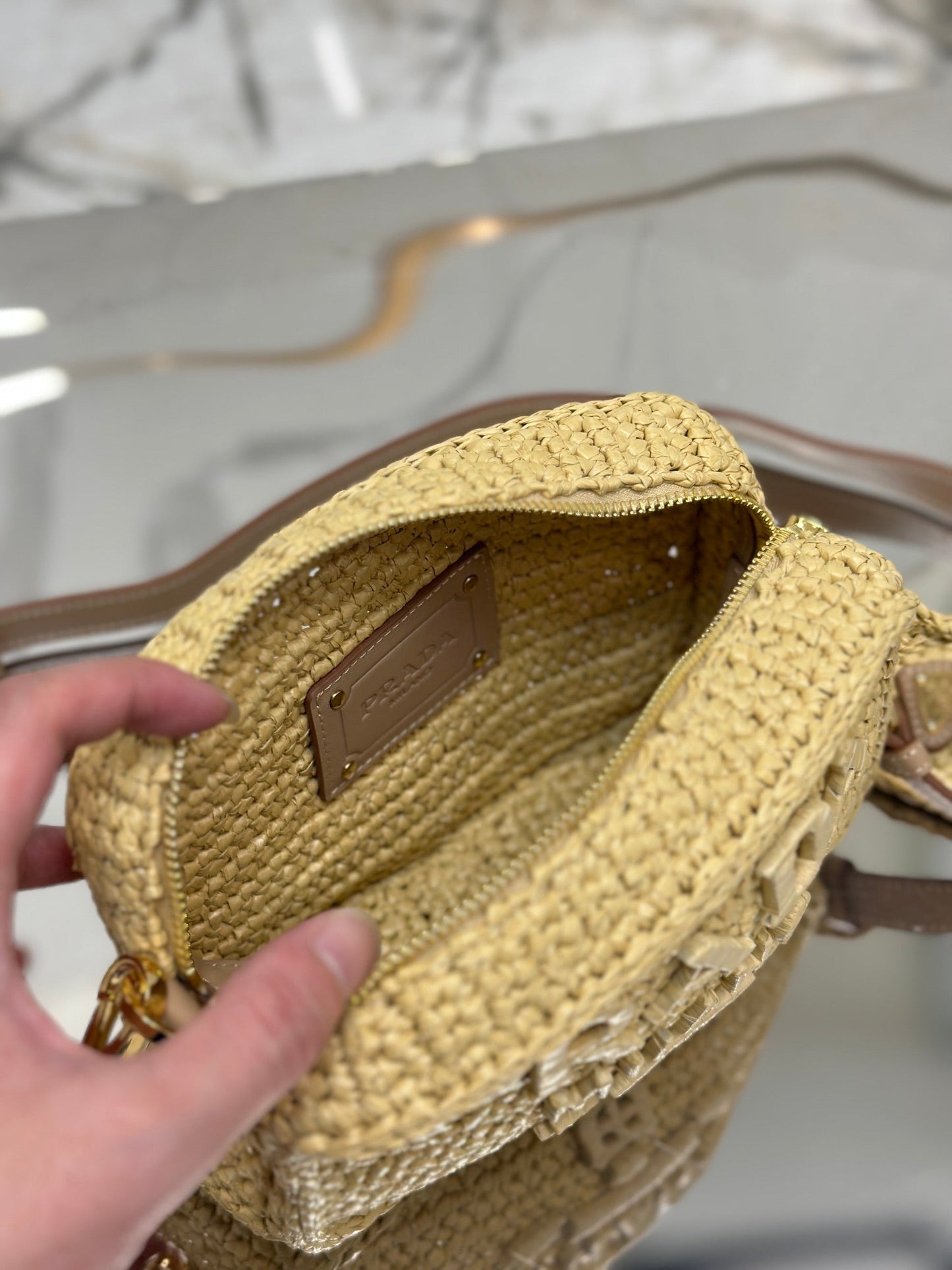 Luxury PradaCAMERA BAG 20 IN BEIGE WOVEN RAFFIA