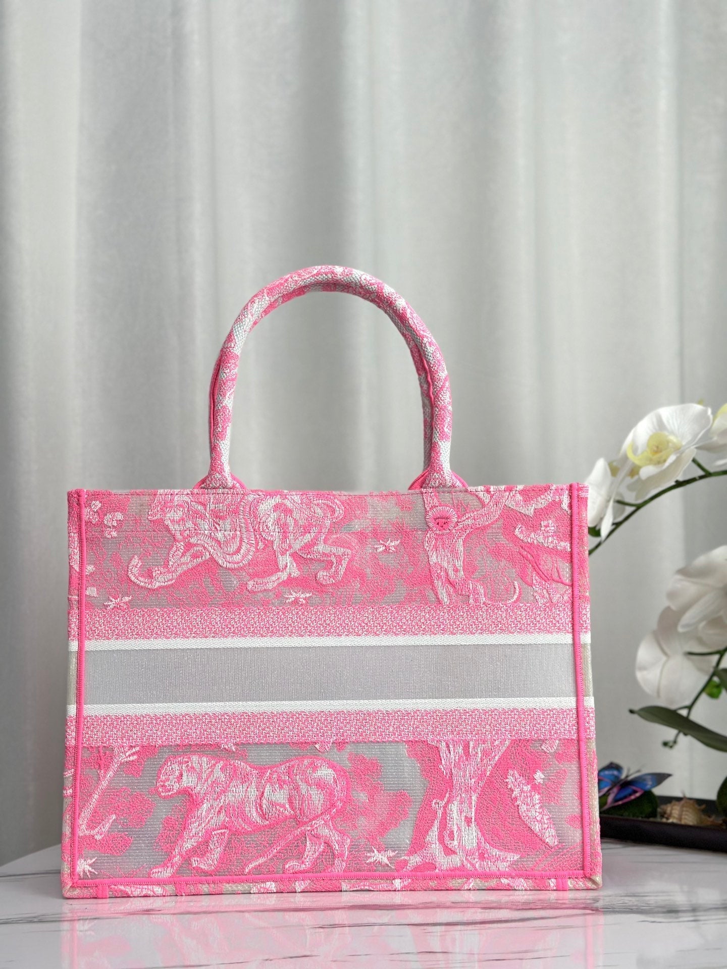 Luxury DiorMEDIUM BOOK TOTE 37 CANDY PINK MACROCANNAGE EMBROIDERY