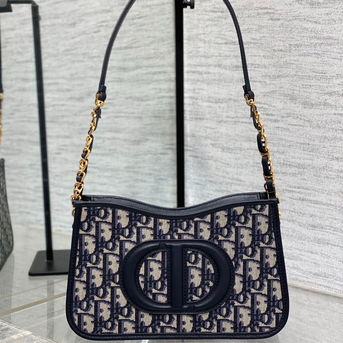 Luxury DiorHOBO SIGNATURE 23  BAG IN BLACK BEIGE PATTERN LAMBSKIN