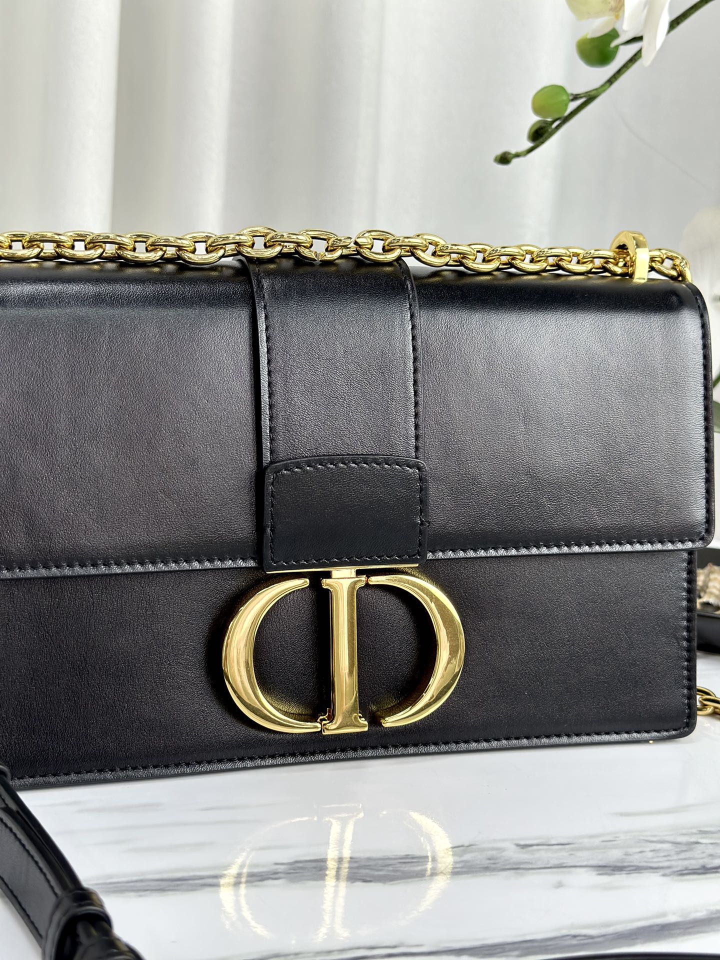 Luxury DiorMONTAIGNE 25 BAG IN BLACK CALFSKIN