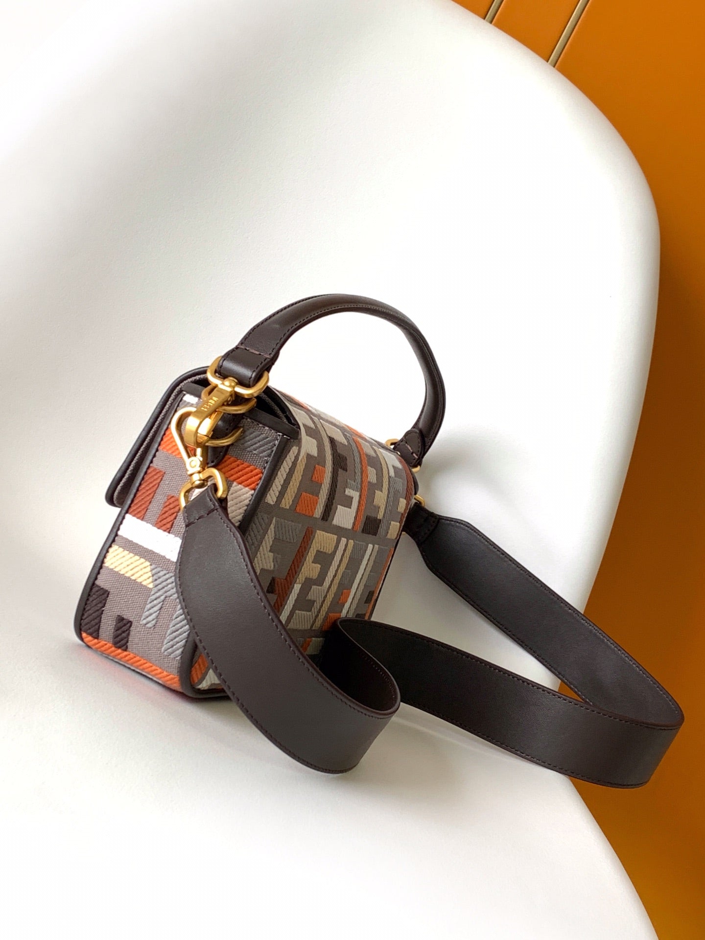 Luxury FendiFend Baguette Brown and Multicolour Canvas Bag 27 with FF Embroidery Ghw