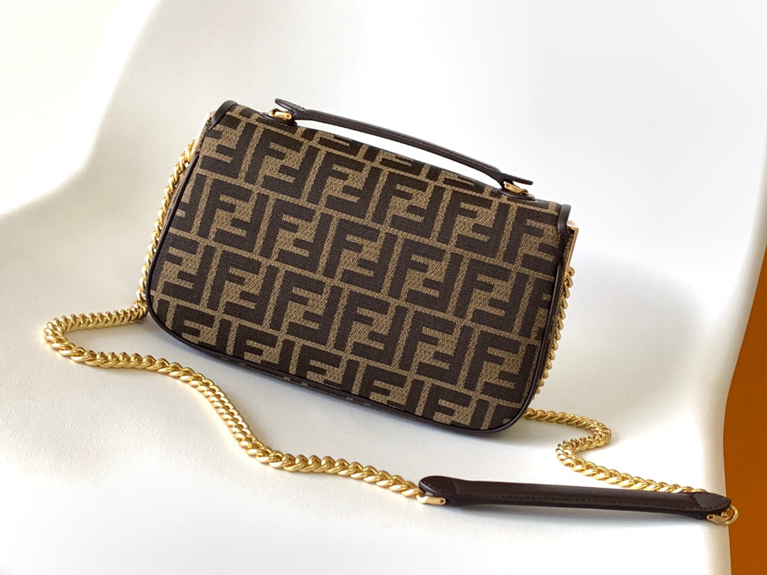 Luxury FendiFend Baguette 24 Brown FF Jacquard Fabric Bag Ghw