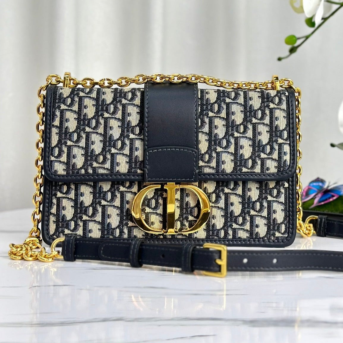 Luxury DiorMONTAIGNE 25 BAG IN  BLUE OBLIQUE JACQUARD