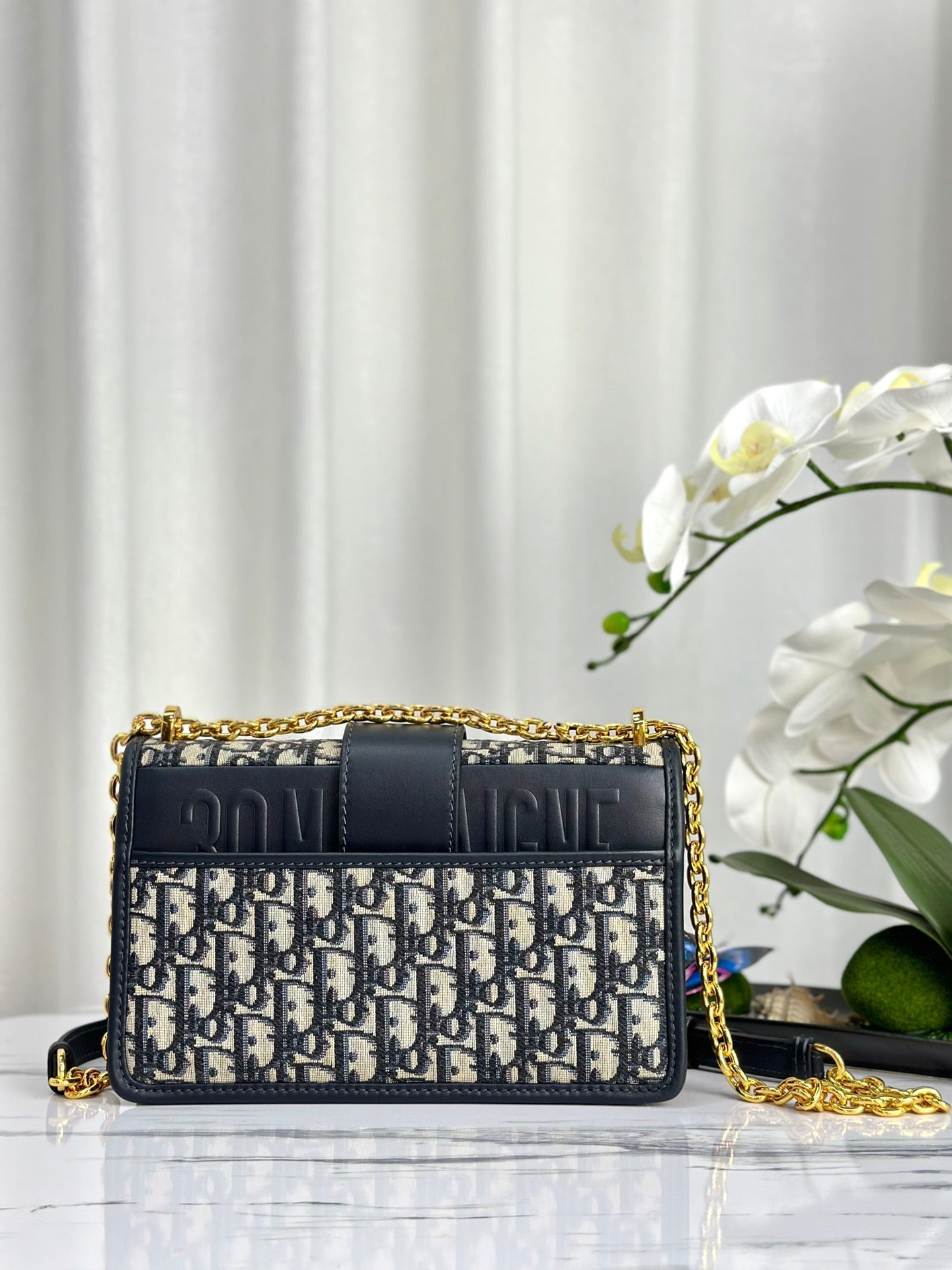 Luxury DiorMONTAIGNE 25 BAG IN  BLUE OBLIQUE JACQUARD