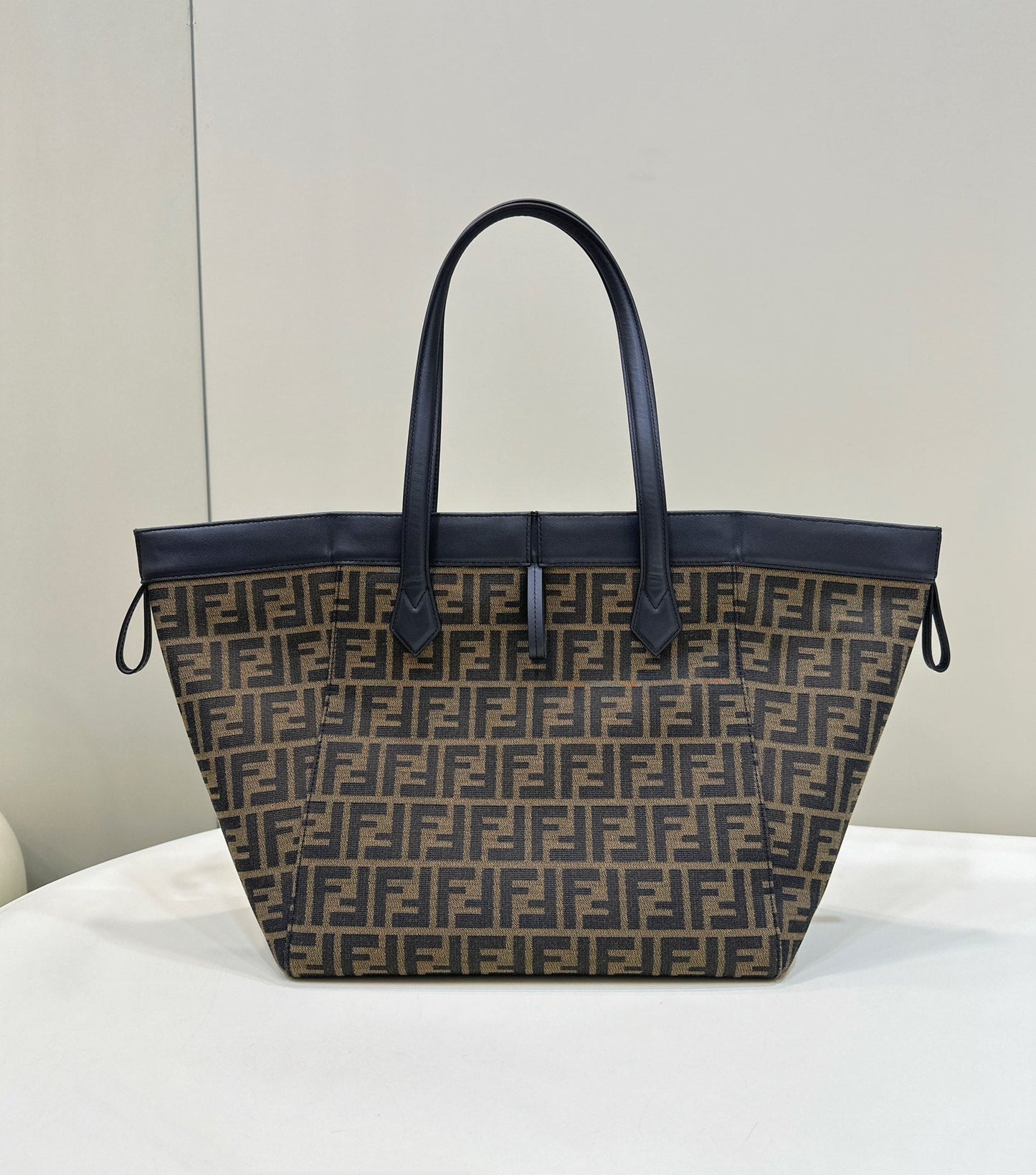 Luxury FendiLuxury FendiORIGAMI LARGE 33 BROWN MIX BLACK FF JACQUARD FABRIC BAG