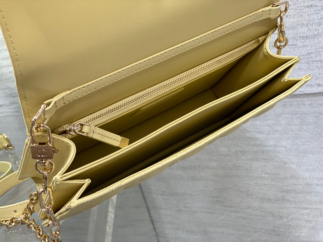 Luxury DiorMY 24 TOP HANDLE BAG LIGHT YELLOW LAMBSKIN