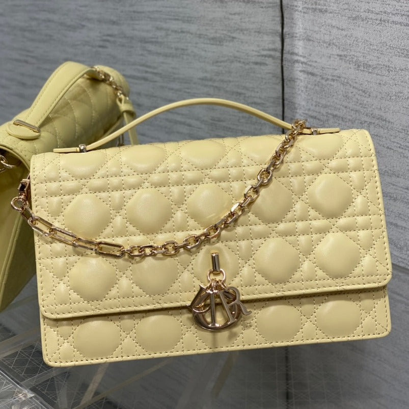 Luxury DiorMISS TOP HANDLE 24CM LIME LAMBSKIN