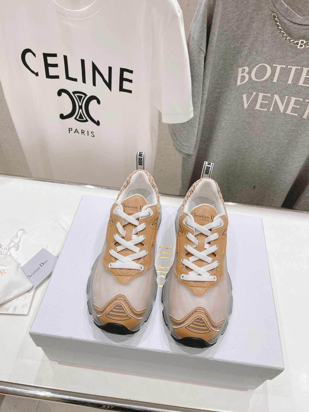 Luxury DiorVibe Sneaker White Beige Brown Polyester Mesh Fabric And Lambskin
