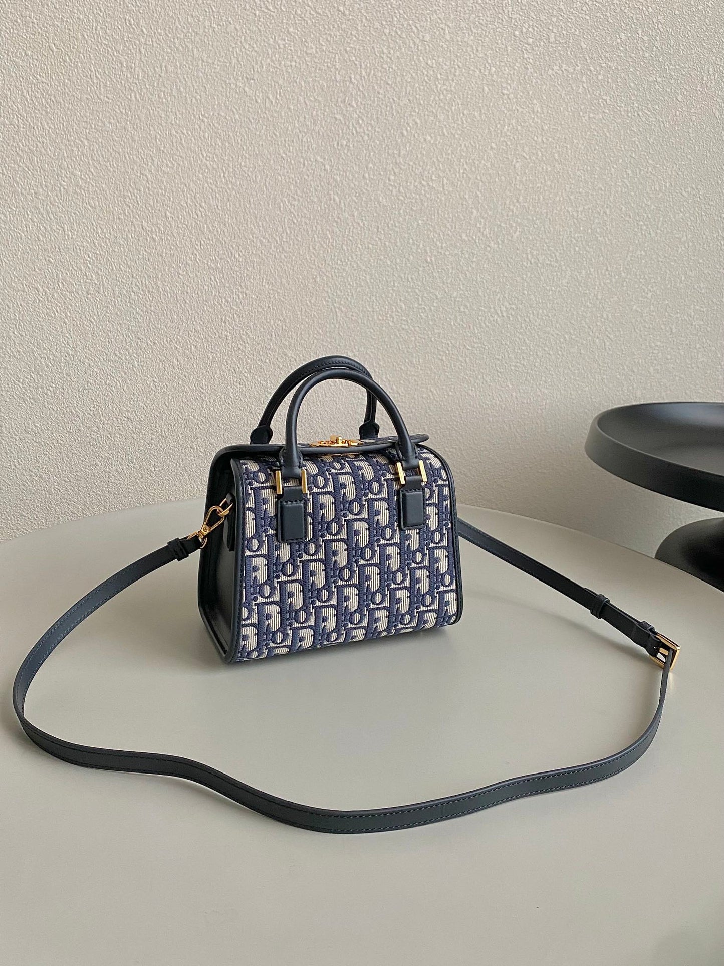 Luxury DiorBOSTON 20 HANDBAG IN BLUE OBLIQUE JACQUARD