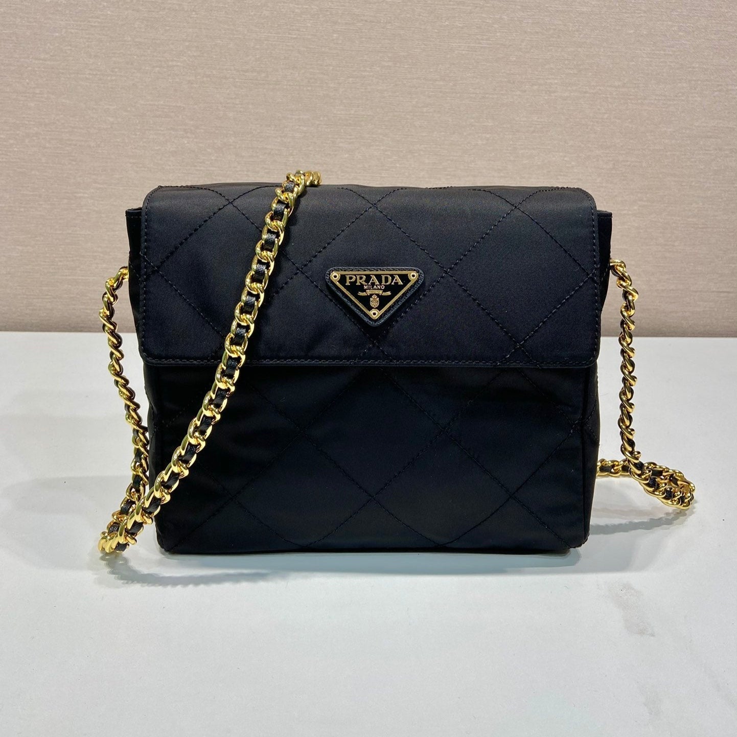 Luxury PradaLARGE QUILTED FLAP BAG 23 IN BLACK RE-NYLON FABRIC GOLD CHAIN