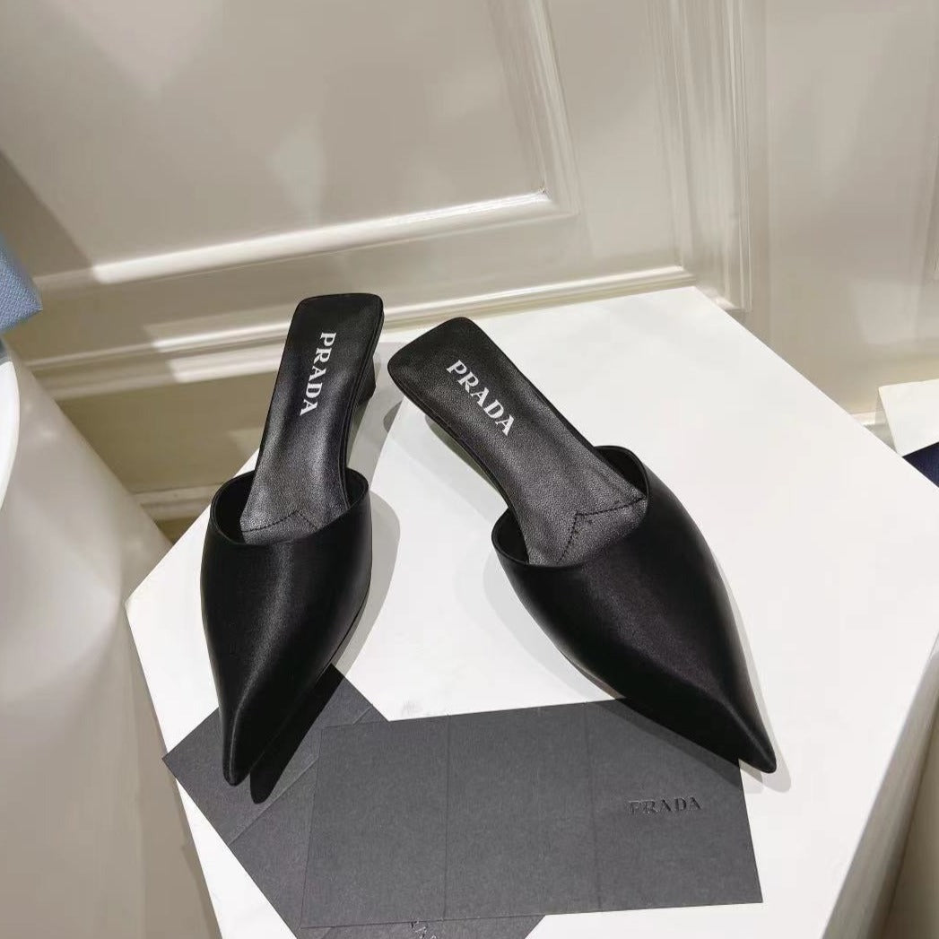 Luxury PradaPOINTED-TOE MULES BLACK SATIN