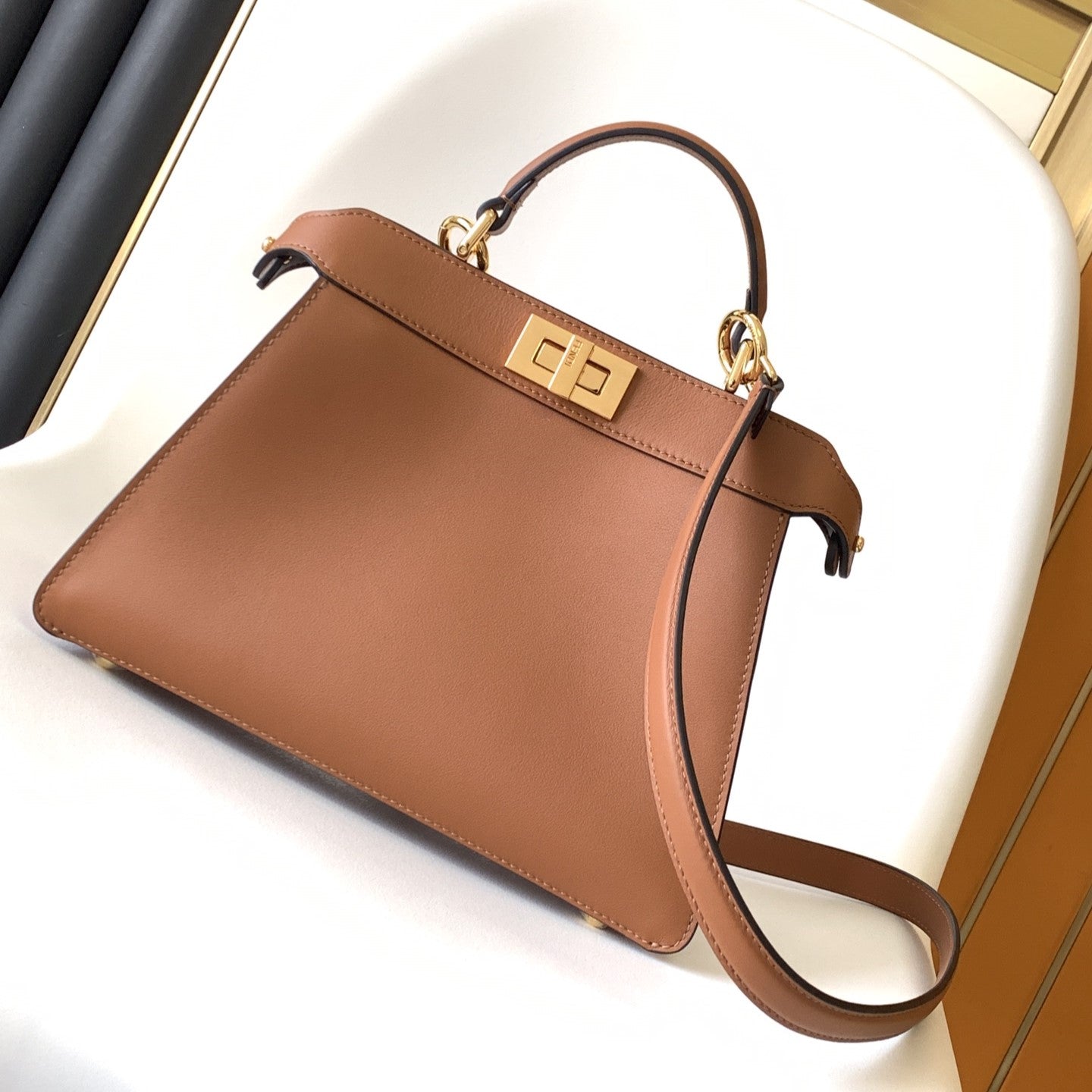 Luxury FendiPeekaboo ISeeU Small 27cm Bag gold lambskin gold hardware