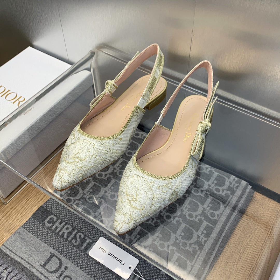 Luxury DiorJA Luxury DiorSlingback Flat White and Gold-Tone Toile de Jouy Mexico Embroidered Cotton with Metallic Thread