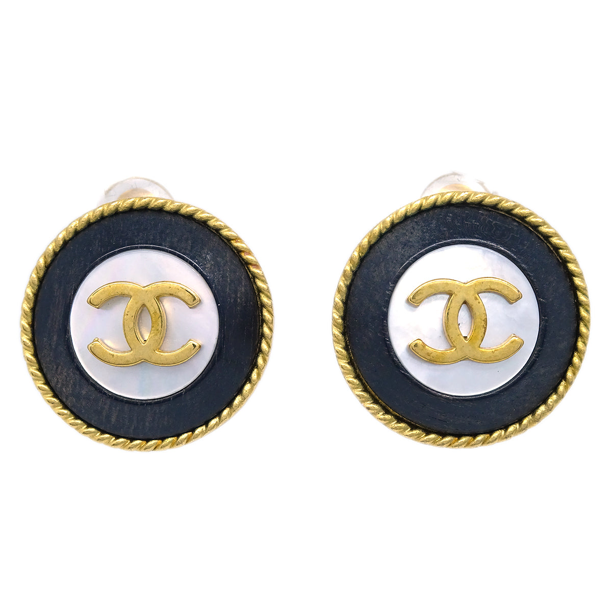 Luxury Chanel 1993 Mother of Pearl Rope Edge Earrings Clip-On