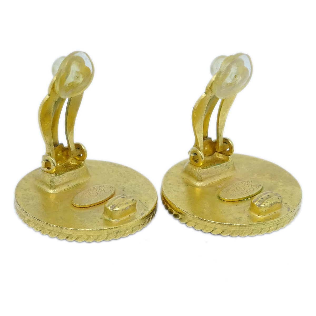 Luxury Chanel 1993 Mother of Pearl Rope Edge Earrings Clip-On
